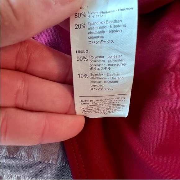 Cupshe Maroon Ruffle‎ Neck/Waist One Piece Swimsuit Adjustable Straps Women's M - Picture 9 of 10